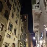 Apartment La Sede Dell'arte Monolocale E In Torre Medievale Vicino A Duomo E Piazza Signoria Florence