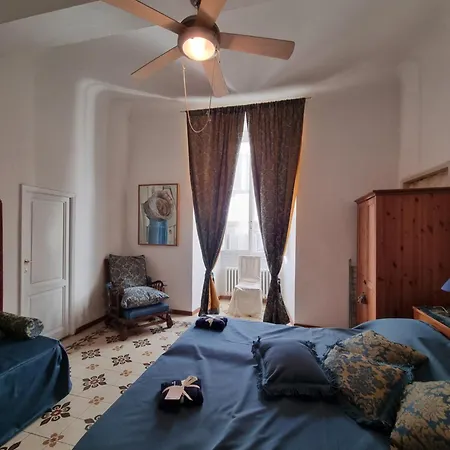 Apartamento La Sede Dell'arte Monolocale E In Torre Medievale Vicino A Duomo E Piazza Signoria