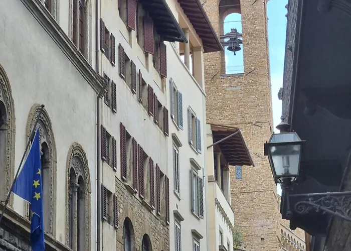 La Sede Dell'arte Monolocale E In Torre Medievale Vicino A Duomo E Piazza Signoria Флоренция