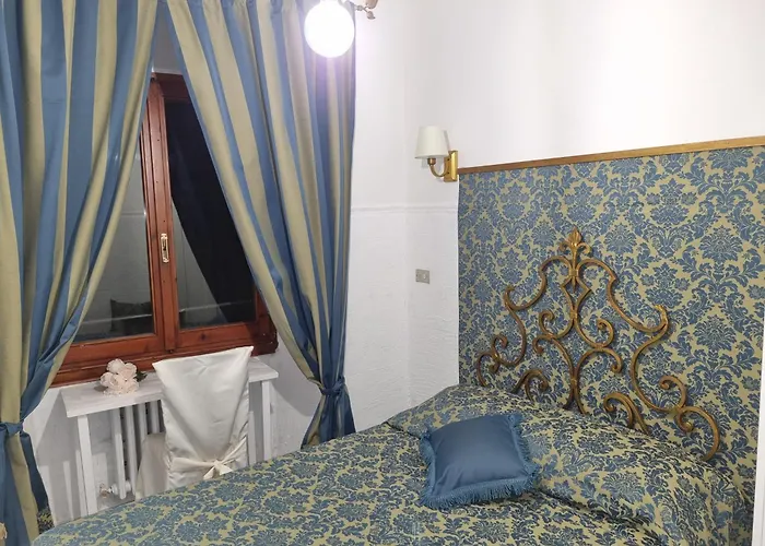 La Sede Dell'arte Monolocale E In Torre Medievale Vicino A Duomo E Piazza Signoria Апартаменты