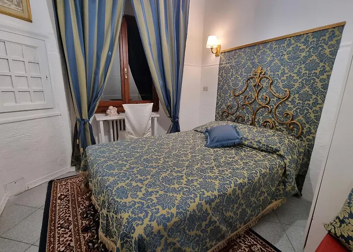 Апартаменты La Sede Dell'arte Monolocale E In Torre Medievale Vicino A Duomo E Piazza Signoria Флоренция