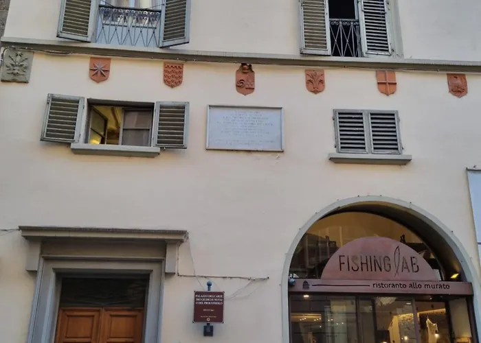 Апартаменты La Sede Dell'arte Monolocale E In Torre Medievale Vicino A Duomo E Piazza Signoria Флоренция