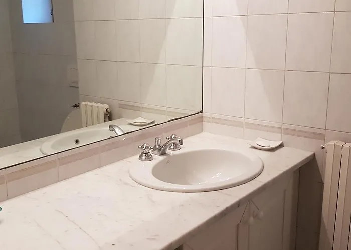 La Sede Dell'arte Monolocale E In Torre Medievale Vicino A Duomo E Piazza Signoria *